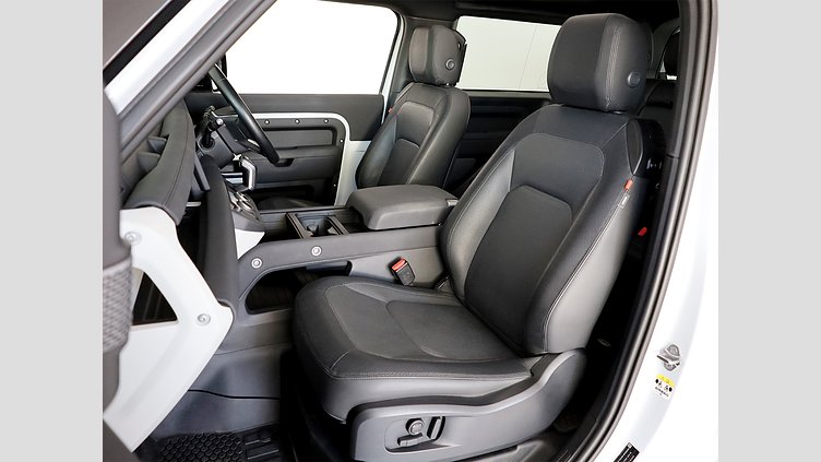 2023 Approved Land Rover Defender 90 Fuji White AWD D300 X-Dynamic SE