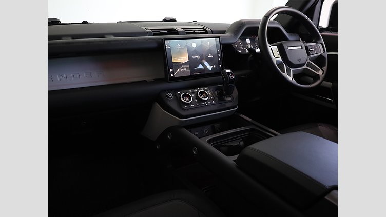 2024 Approved Land Rover Defender 110 Hakuba Silver AWD D300 X-Dynamic HSE