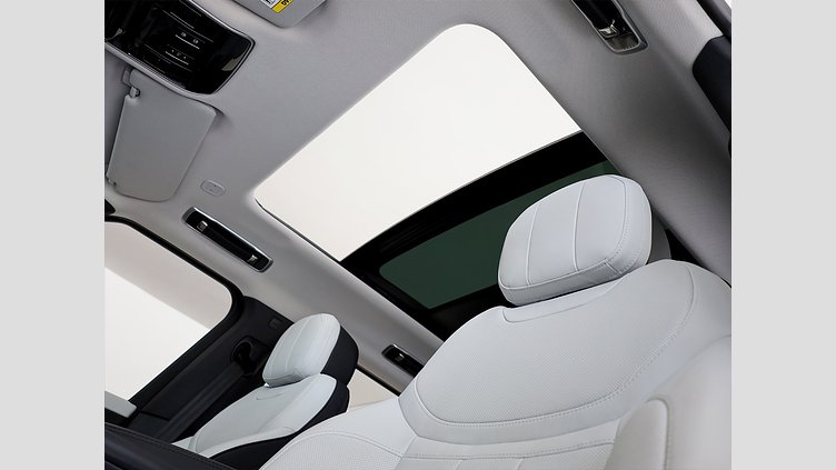 2023 Approved Land Rover Range Rover Sport Fuji White AWD D350 Dynamic HSE