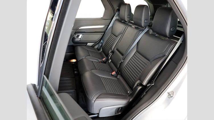 2024 Approved Land Rover Discovery Hakuba Silver AWD D300 Dynamic SE