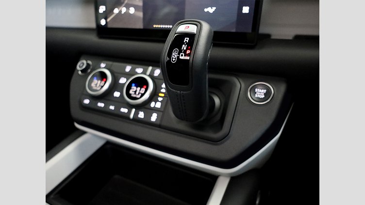 2025 Approved Land Rover Defender 110 Tasman Blue AWD D350 X-Dynamic HSE