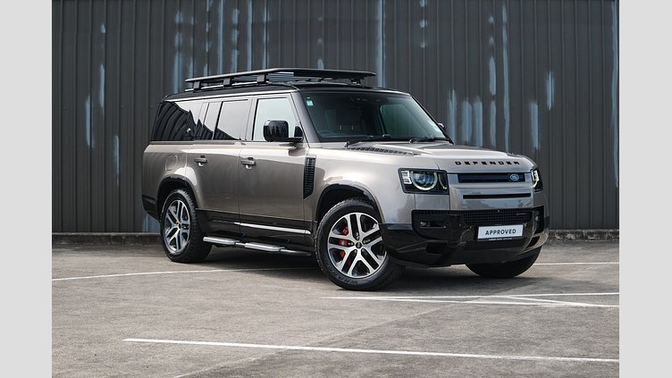 2023 Approved Land Rover Defender 130 Silicon Silver 130 D300 X-Dynamic SE