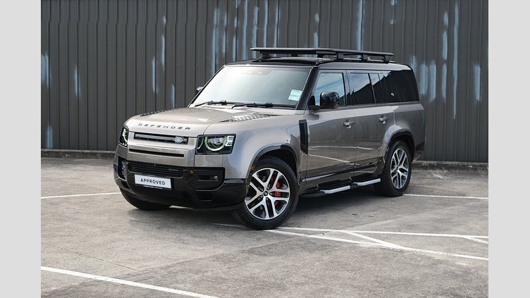 2023 Approved Land Rover Defender 130 Silicon Silver 130 D300 X-Dynamic SE