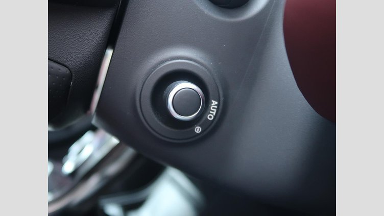 2019 認定中古車 Land Rover Range Rover Evoque ユーロンホワイト P250 R-DYNAMIC HSE