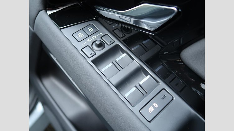 2023 認定中古車 Land Rover Range Rover Evoque アロイオスグレイ D200マイルドハイブリッド（ディーゼル） スタンダードホイールベース S