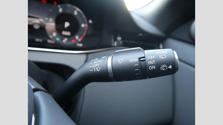 2023 認定中古車 Land Rover Range Rover Evoque アロイオスグレイ D200マイルドハイブリッド（ディーゼル） スタンダードホイールベース S