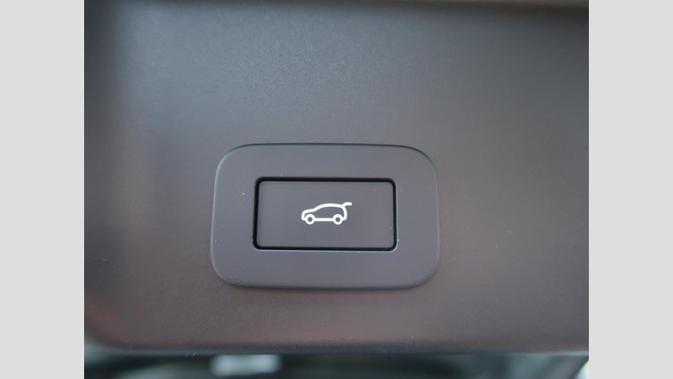 2024 認定中古車 Land Rover Range Rover Evoque トライベッカブルー D200マイルドハイブリッド（ディーゼル） Standard Wheelbase DYNAMIC SE