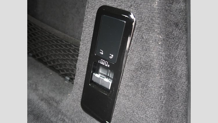 2024 認定中古車 Land Rover Range Rover Sport カルパチアングレイ P550eプラグインハイブリッド（ガソリン） スタンダードホイールベース Dynamic SE