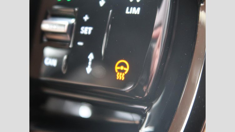 2024 認定中古車 Land Rover Range Rover Sport カルパチアングレイ P550eプラグインハイブリッド（ガソリン） スタンダードホイールベース Dynamic SE