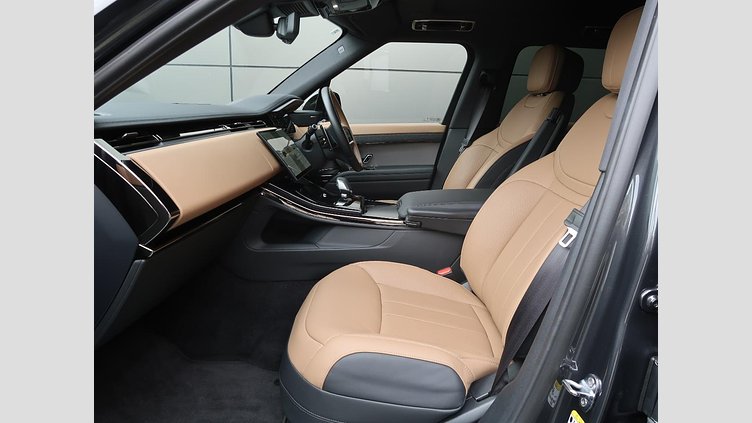 2024 認定中古車 Land Rover Range Rover Sport カルパチアングレイ P550eプラグインハイブリッド（ガソリン） スタンダードホイールベース Dynamic SE