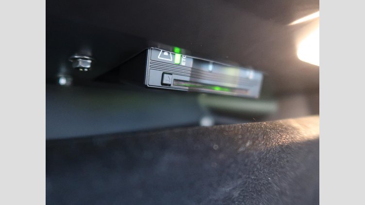 2023 認定中古車 Jaguar F-Pace アイガーグレイ P250 AWD（オートマチック） R-DYNAMIC SE