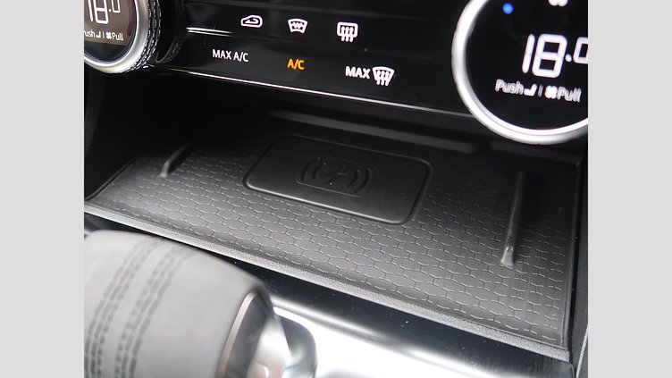 2023 認定中古車 Jaguar F-Pace アイガーグレイ P250 AWD（オートマチック） R-DYNAMIC SE