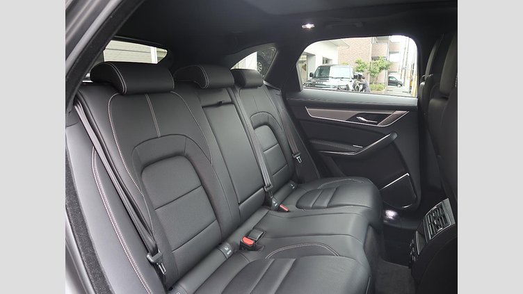 2023 認定中古車 Jaguar F-Pace アイガーグレイ P250 AWD（オートマチック） R-DYNAMIC SE