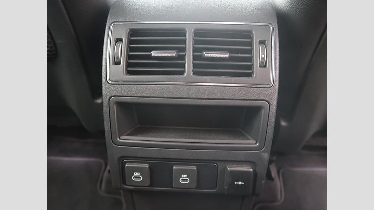 2023 認定中古車 Jaguar F-Pace アイガーグレイ P250 AWD（オートマチック） R-DYNAMIC SE