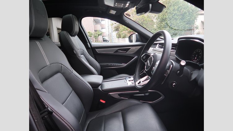 2023 認定中古車 Jaguar F-Pace アイガーグレイ P250 AWD（オートマチック） R-DYNAMIC SE