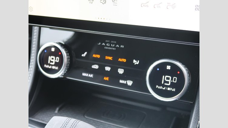 2023 認定中古車 Jaguar F-Pace アイガーグレイ P250 AWD（オートマチック） R-DYNAMIC SE