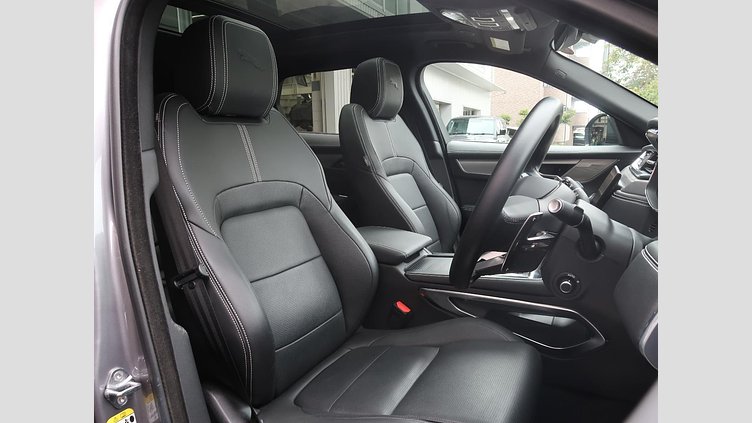 2023 認定中古車 Jaguar F-Pace アイガーグレイ P250 AWD（オートマチック） R-DYNAMIC SE