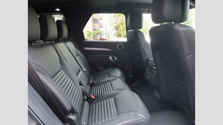 2024 認定中古車 Land Rover Discovery アイガーグレイ D350マイルドハイブリッド（ディーゼル） Dynamic SE