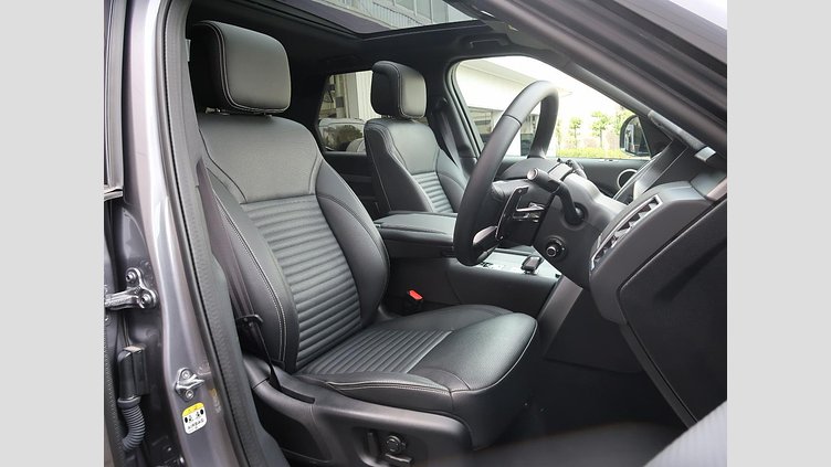 2024 認定中古車 Land Rover Discovery アイガーグレイ D350マイルドハイブリッド（ディーゼル） Dynamic SE