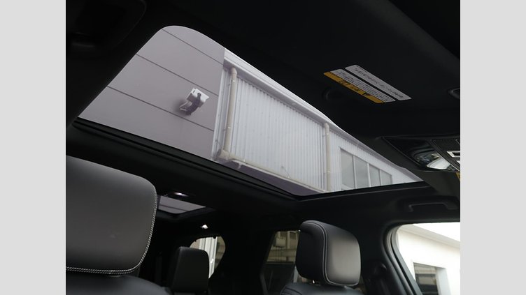 2024 認定中古車 Land Rover Discovery アイガーグレイ D350マイルドハイブリッド（ディーゼル） Dynamic SE