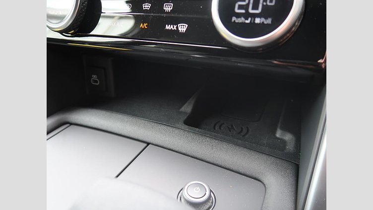 2024 認定中古車 Land Rover Discovery アイガーグレイ D350マイルドハイブリッド（ディーゼル） Dynamic SE