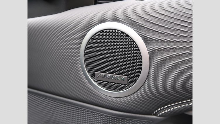 2024 認定中古車 Land Rover Discovery アイガーグレイ D350マイルドハイブリッド（ディーゼル） Dynamic SE