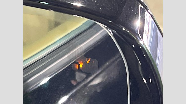 2024 認定中古車 Land Rover Defender 110 サントリーニブラック D350 ディーゼルマイルドハイブリッド X-Dynamic HSE