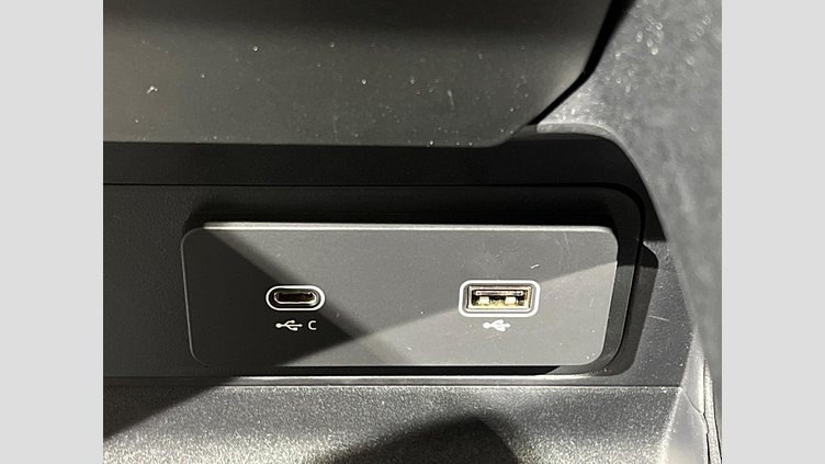 2024 認定中古車 Land Rover Defender 110 サントリーニブラック D350 ディーゼルマイルドハイブリッド X-Dynamic HSE