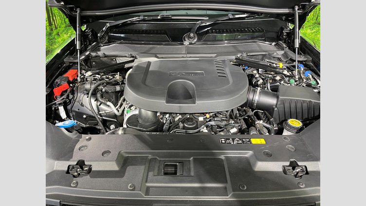 2024 認定中古車 Land Rover Defender 110 サントリーニブラック D350 ディーゼルマイルドハイブリッド X-Dynamic HSE