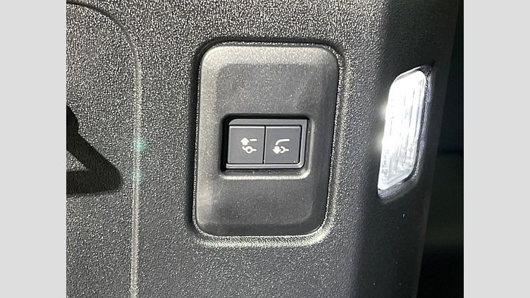 2024 認定中古車 Land Rover Defender 110 サントリーニブラック D350 ディーゼルマイルドハイブリッド X-Dynamic HSE