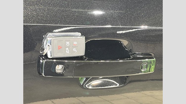 2024 認定中古車 Land Rover Defender 110 サントリーニブラック D350 ディーゼルマイルドハイブリッド X-Dynamic HSE