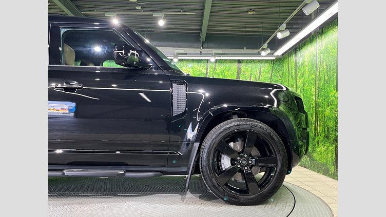 2024 認定中古車 Land Rover Defender 110 サントリーニブラック D350 ディーゼルマイルドハイブリッド X-Dynamic HSE
