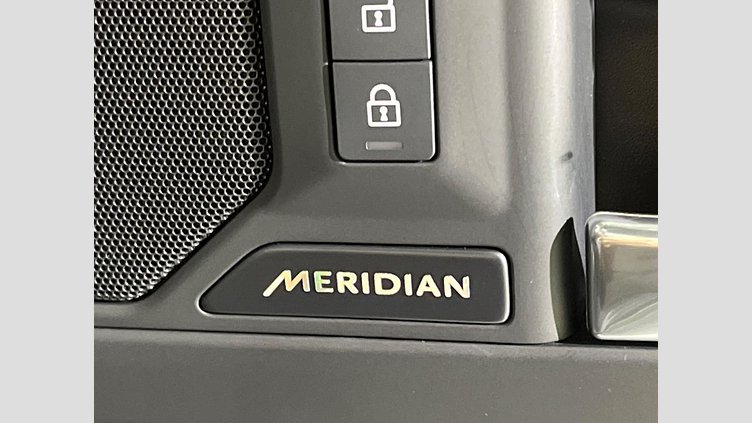 2024 認定中古車 Land Rover Defender 110 サントリーニブラック D350 ディーゼルマイルドハイブリッド X-Dynamic HSE