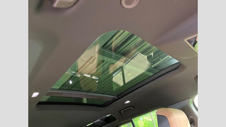 2024 認定中古車 Land Rover Defender 110 サントリーニブラック D350 ディーゼルマイルドハイブリッド X-Dynamic HSE