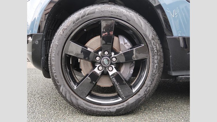 2023 認定中古車 Land Rover Defender 110 タスマンブルー D300 AWD（AT） X-DYNAMIC HSE