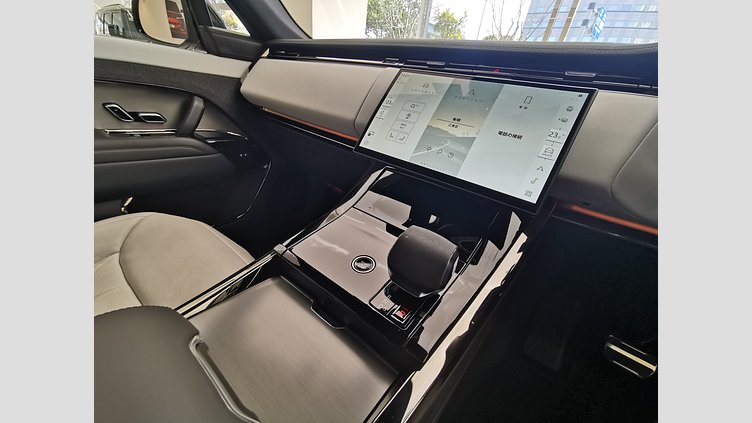 2024 認定中古車 Land Rover Range Rover Sport カルパチアングレイ D300マイルドハイブリッド スタンダードホイールベース Dynamic HSE