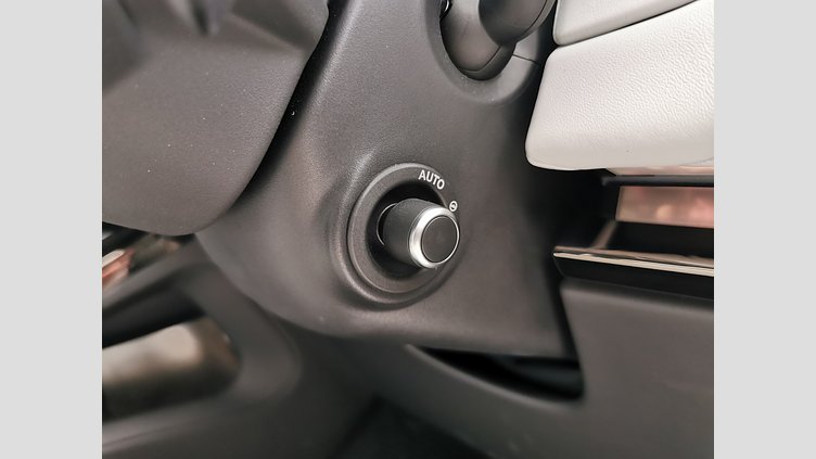 2024 認定中古車 Land Rover Range Rover Sport カルパチアングレイ D300マイルドハイブリッド スタンダードホイールベース Dynamic HSE