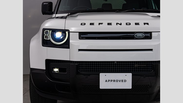 2023 認定中古車 Land Rover Defender 110 フジホワイト D300 AWD（AT） X-DYNAMIC SE