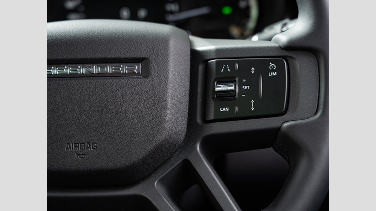 2023 認定中古車 Land Rover Defender 110 フジホワイト D300 AWD（AT） X-DYNAMIC SE