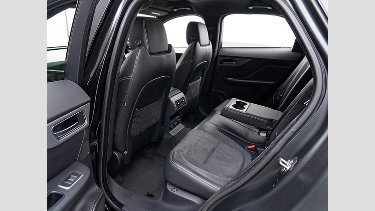 2016 認定中古車 Jaguar F-Pace Santorini Black 3.0LPET　V6 S