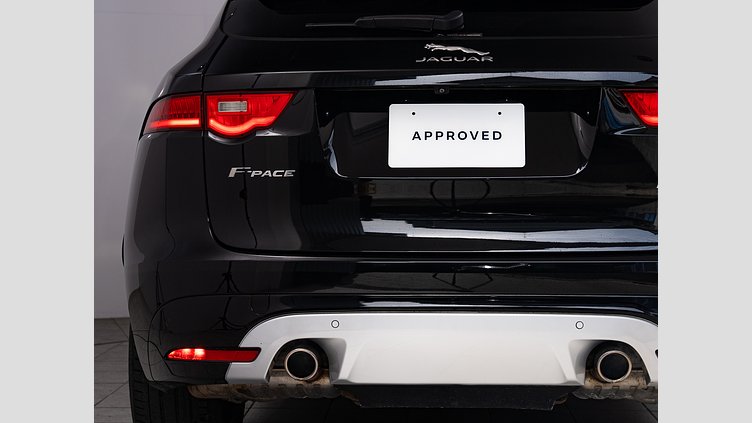 2016 認定中古車 Jaguar F-Pace Santorini Black 3.0LPET　V6 S