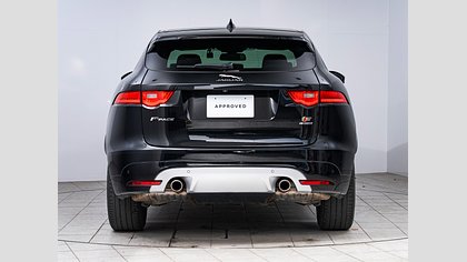 F-Pace 6