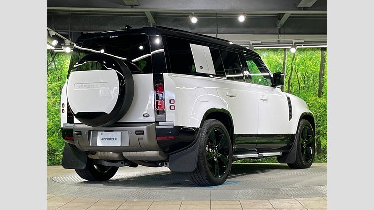 2023 認定中古車 Land Rover Defender 110 フジホワイト D300 AWD（AT） X-DYNAMIC HSE