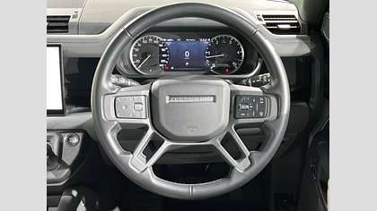 Defender 110 33