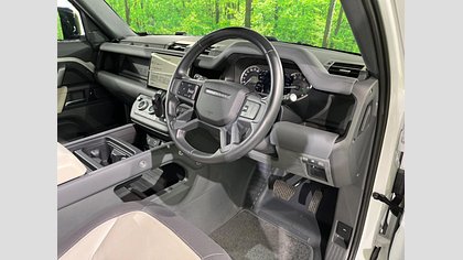 Defender 110 31