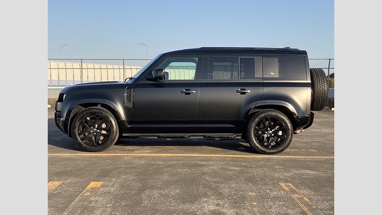 2023 認定中古車 Land Rover Defender 110 サントリーニブラック D300 AWD（AT） X-DYNAMIC SE