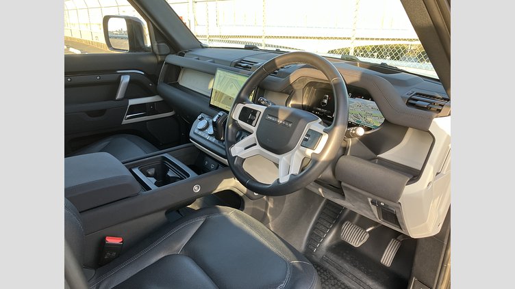 2023 認定中古車 Land Rover Defender 110 サントリーニブラック D300 AWD（AT） X-DYNAMIC SE