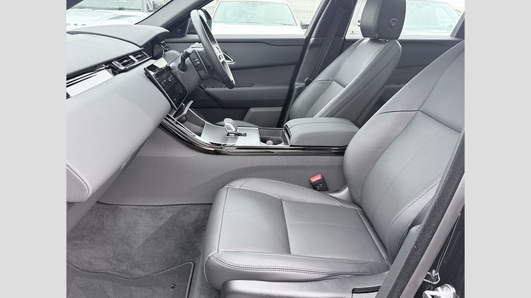 2024 認定中古車 Land Rover Range Rover Velar サントリーニブラック P400eプラグインハイブリッド（ガソリン） スタンダードホイールベース Dynamic SE