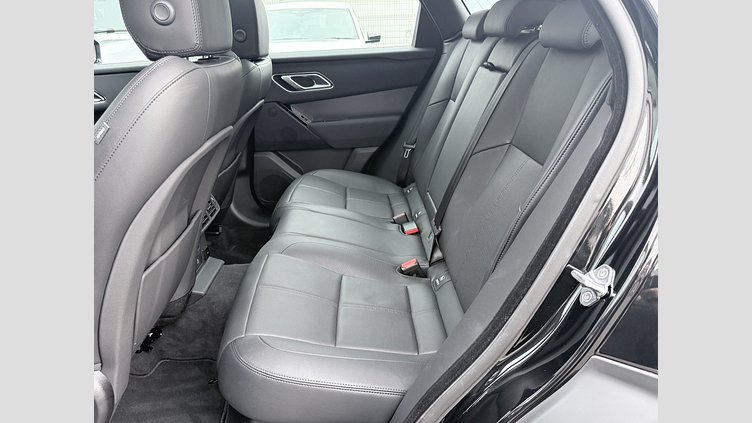 2024 認定中古車 Land Rover Range Rover Velar サントリーニブラック P400eプラグインハイブリッド（ガソリン） スタンダードホイールベース Dynamic SE