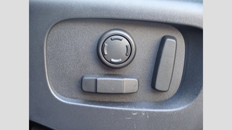 2023 認定中古車 Land Rover Range Rover Evoque トライベッカブルー D200マイルドハイブリッド（ディーゼル） スタンダードホイールベース S